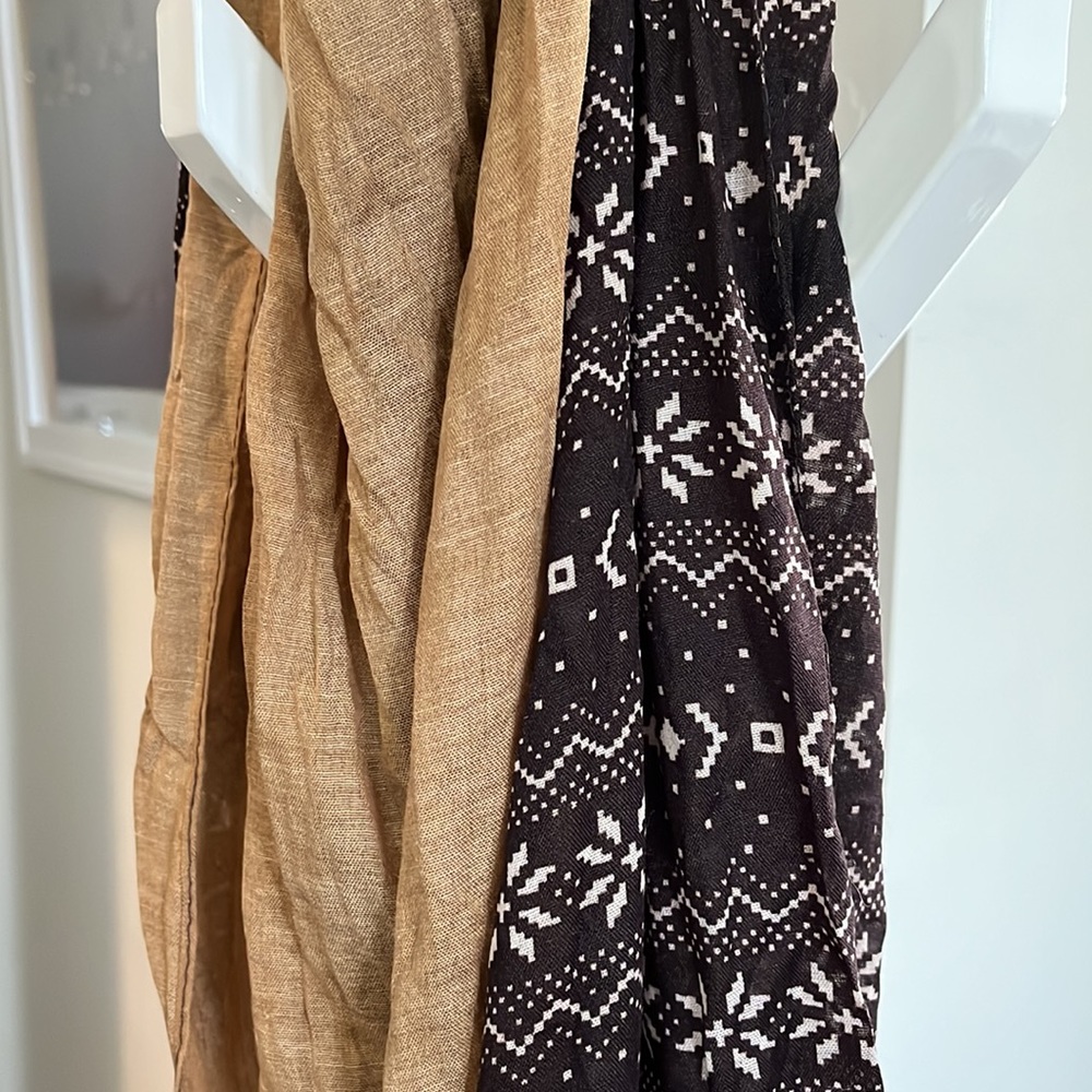 Long scarf